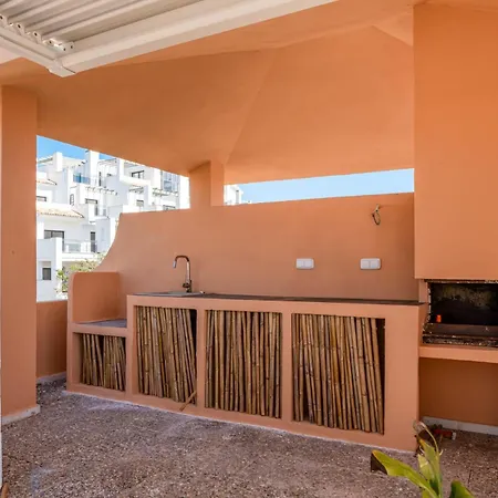 Vivi Homes - Picasso * Εστεπόνα