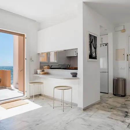 Picasso Apartment Estepona